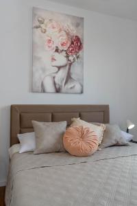 Postel nebo postele na pokoji v ubytování Empress apartment