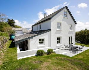 Gallery image of Black Rock House in Padstow