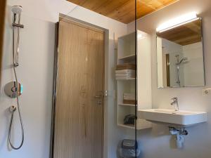 Kúpeľňa v ubytovaní Haus Emma