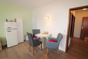 Köök või kööginurk majutusasutuses Haus Laura Wohnung 2