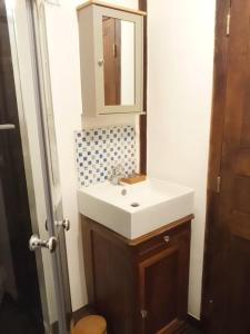 Koupelna v ubytování The Nook - charme médiéval, confort moderne