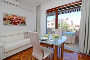 Khu vực ghế ngồi tại Apartments Mila