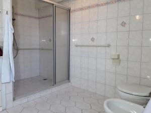 Koupelna v ubytování Ferienwohnung im Palais Rosenlund + 15 fotografií