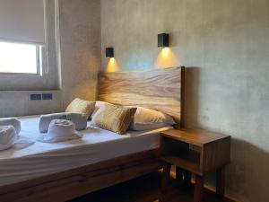 Letto o letti in una camera di Shorebreak Hostel San Juan La Union