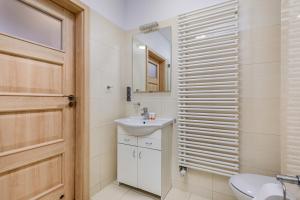 Łazienka w obiekcie Apartamenty Casa Marina
