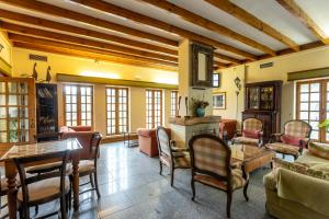 Posezení v ubytování Quinta Do Crestelo Aparthotel