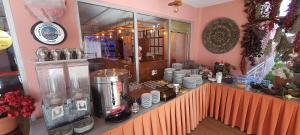 Grand Yayla Hotel的咖啡和沏茶工具