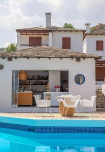 Bazén v ubytování Aeolos Hotel & Villas - Pelion nebo v jeho okolí