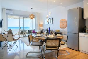 Fotografie z fotogalerie ubytování Sol Eterno - luxury Aparmtent with direct oceanview and extra services v destinaci Costa Teguise