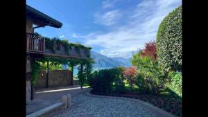 Foto da galeria de Splendido cottage Lakeview em Bellagio
