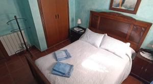 Łóżko lub łóżka w pokoju w obiekcie Casa Rural Aguascebas