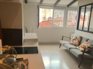 Kép Acogedor Ático Centro de Gijón, sin ascensor szállásáról Gijónban a galériában Még 17 kép