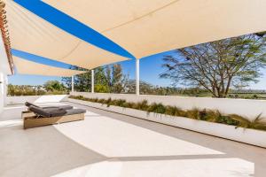 A garden outside Holiday villa for rent in Marbella