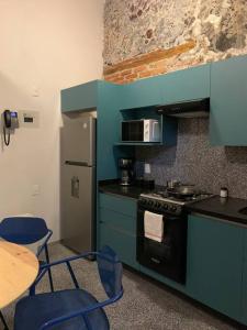 Nhà bếp/bếp nhỏ tại 104 LOFT CENTRO CDMX CONFORT 1° PISO BALCON