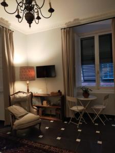 A television and/or entertainment centre at Dimora Caffaro