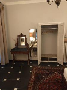 A bed or beds in a room at Dimora Caffaro