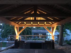 滨海拉库阿尔德LA MAISON DE LA DUNE - Chambres Climatisées - Jacuzzi 1ère séance offerte - Piscine chauffée avec Abri Amovible - Plage située à 200m, accès direct par le bois的相册照片