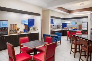 Imagen de la galería de Holiday Inn Express & Suites Bonifay, an IHG Hotel, en Bonifay