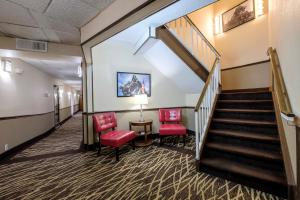 Seating area sa Red Roof Inn & Suites Jacksonville, NC