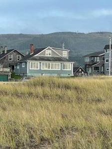 Gallery image of Seaside Beach Front House on the Promenade in Seaside