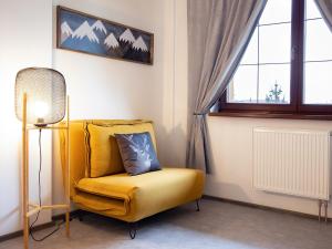 Posedenie v ubytovaní TatryView Apartments by KingDubaj PREMIUM