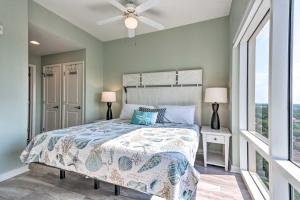 Postel nebo postele na pokoji v ubytování Sandestin Beach Resort Condo with Ocean Views!