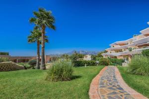 A garden outside Apartamento Altea Nova