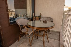 Balkón nebo terasa v ubytování ארואד סוויטס Arwad suites
