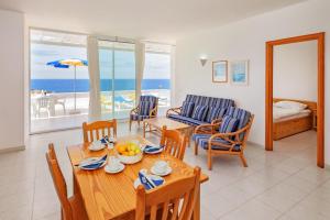 Χώρος καθιστικού στο Oböna Castillo de Papagayo, Complejo Nudista FKK-Nudist Resort