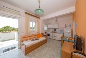 Nea Potidaea şehrindeki Seaview Aparthotel tesisine ait fotoğraf galerisinden bir görsel