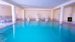 Casthotels Punta del Sole Terme 내부 또는 인근 수영장