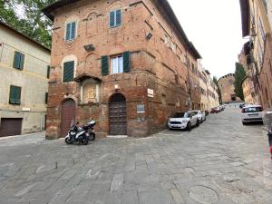 Afbeelding uit fotogalerij van CASA ARIANNA in Siena