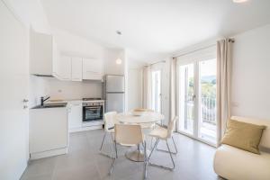 Gallery image of Villa Gio' - 200 mt from the beach - AC in Torre delle Stelle