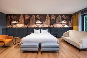 Letto o letti in una camera di Lopota Lake Resort & Spa