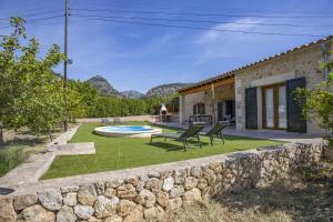 A general mountain view or a mountain view taken from the country house