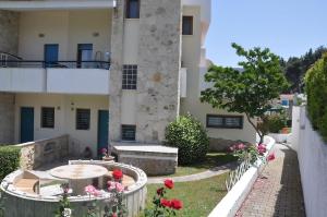 The building in which the holiday home is located