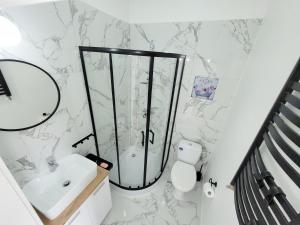 Gallery image of Grand Theater Apartments in Łódź +3 photos