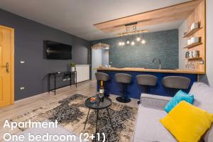 TV a/nebo společenská místnost v ubytování Glamour Apartments Vrsar