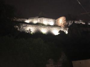 Fotografija v galeriji nastanitve L’Enjambée v mestu Namur