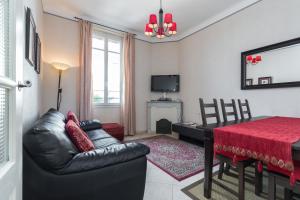 Fotografia z galérie ubytovania Three bedroom two bathroom apartment in center of Cannes on quiet street minutes from the Palais - 2002 v Cannes