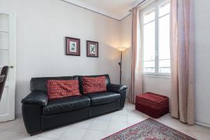 Fotografia z galérie ubytovania Three bedroom two bathroom apartment in center of Cannes on quiet street minutes from the Palais - 2002 v Cannes