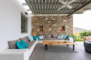 Χώρος καθιστικού στο Villa Cactilia in Punda Beach Paros for 8 with private pool