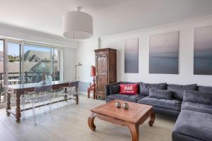 Posedenie v ubytovaní À 500m de la plage, appartement pour 7