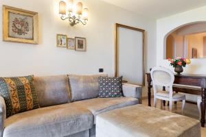 A seating area at Agriturismo L’Orto di Muma Még 35 kép