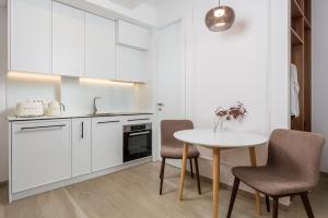 Kuchyňa alebo kuchynka v ubytovaní Studio apartments in center of Opatija