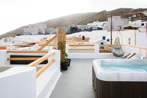 Nespecifikovaný výhled na hory nebo výhled na hory při pohledu z aparthotelu
