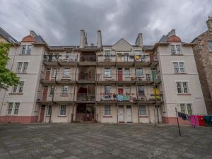 Galeriebild der Unterkunft Pass the Keys Central Spacious Flat At Royal Mile in Edinburgh