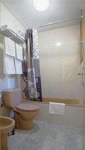 Ein Badezimmer in der Unterkunft CALA 51 - Smart Stay in Blanes Most Exclusive Cove
