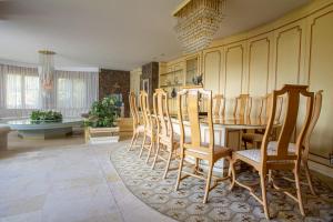 Ein Sitzbereich in der Unterkunft CALA 51 - Smart Stay in Blanes Most Exclusive Cove