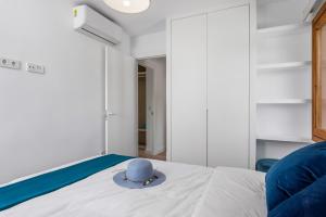 A bed or beds in a room at Villa Ibiza